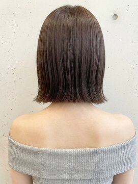 カバーヘア アカデミー 北浦和西口店(COVER HAIR ACADEMY) 切りっぱなしボブ/ストレートボブ/ワイドバング/オン眉p北浦和