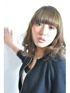 トリックスタンダードナチュラル(TRICK STANDARD Natural) 絶妙ミディ