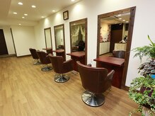 ヘアサロン ニナ(hair salon nyna)