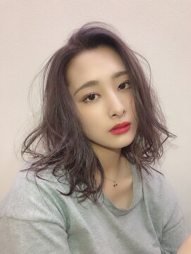 ノビタ(novita) 【novita】しょす担当★安定の外ハネふわ巻き