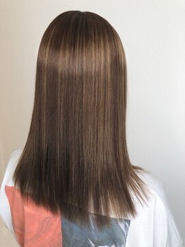 エルベ  茨大前店(elve) サラツヤストレート