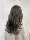 バレイヤージュハイライトカラーで奥行きあるオリーブベージュ♪
