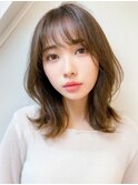 10代20代30代大人かわいい暗髪艶感ヨシンモリくびれミディアム