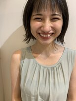 カーム(calm)&nbsp;★外ハネボブ大人グレージュ前髪小顔カットモテ髪