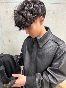 エウペ 渋谷(WEUPE) メンズ/マッシュパーマ/ウルフ/アッシュブラック/カルマパーマ