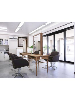 【伊勢原駅徒歩5分】マンツーマンのひとりサロン◇ゆったりプライベート空間で美髪メニューをご提供