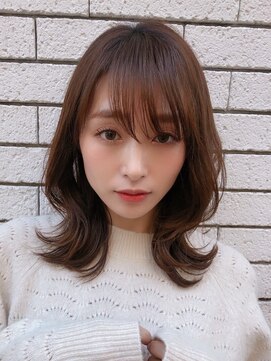 ロンド ルージュ 銀座店(Lond rouge) 大人ガーリー/バタフライカット/ミディアムレイヤーカット/銀座