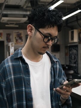 エクスプロア デザイン アクト 三鷹(EXPLORE DESIGN ACT.) ソフトツイストパーマ/アップバング/アクティブショート/三鷹