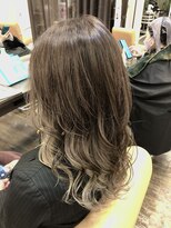 プランタンアヴェダ(printemps AVEDA)&nbsp;インナーブリーチでグレージュカラー