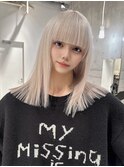 ホワイトベージュ