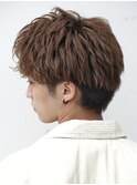 フェザーパーマ/ブルーブラック/刈り上げセンターパート[新宿]