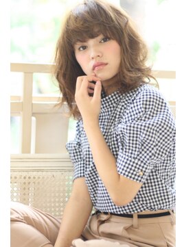 フォルテ 掛川店 ふんわりボリュームが可愛いミディアムヘア