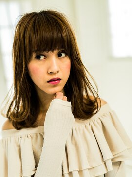 フェティッシュ(fetish) 毛先カール切りっぱなしAライン