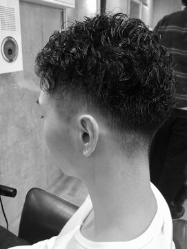 ロダット 横浜(LODAT by little) リッジパーマ×ショート【LODAT横浜】