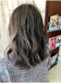 ラベンダーグレージュ