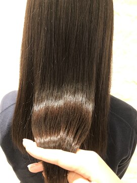 クォーターシーズンズ 茗荷谷(QUARTER SEASONS) 大人のツヤ髪 ロング[茗荷谷/白山/御茶ノ水/千駄木/四ツ谷]