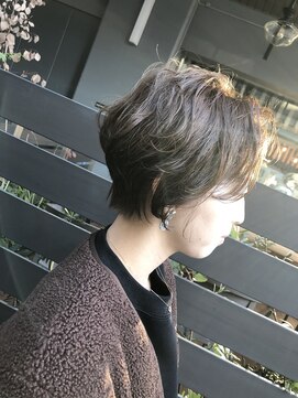 ヘアースタジオ ゼン(hair studio Zen) ウェーブショート