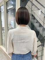 デイジードゥ(Daisy duex)&nbsp;大人かわいいフェザーバングボブ