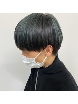 キー(kii) カーキ　マッシュショート　ブリーチカラー　福岡　天神　今泉