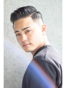 にもう バーバースタイルスキンフェードサイドパート【メンズカット】