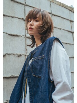 エヌイー(ne' by MAULOA) 【ne' by MAULOA】くびれミディウルフ×くすみベージュ