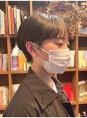 耳かけ刈り上げショートマッシュ