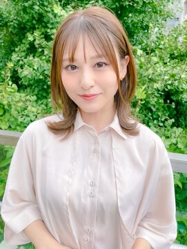 レ セゾン(Les Saisons) 小顔ウルフレイヤーミディアム