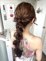 編み下ろし　ヘアセット　お出かけヘア　お呼ばれヘア