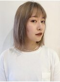 ミルクティーベージュダブルカラーブロンドベージュミニボブ