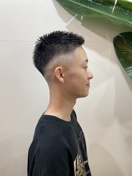 ウエスト オーランド(WEST O LAND) フェード刈り上げの美学