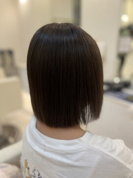 シャルム バイ アローズ 久留米店(CHARM BY AROSE) 結べるボブ20代30代40代ナチュラルブラウン切りっぱなしボブ