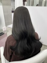 エヌアイ オモテサンドウ(ni omotesando)&nbsp;オリーブグレージュ/グレージュ/赤み消しカラー　上野