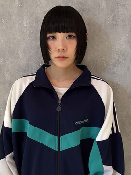 ロッソ 西荻窪(ROSSO) 顔まわりレイヤーのぱっつんボブ