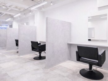 ブリンク 心斎橋店(BLINK)の写真/【BLINKブランド3店舗目がついに心斎橋に１月NEW OPEN】当日予約歓迎＊あなたに合う最高のスタイルをご提案