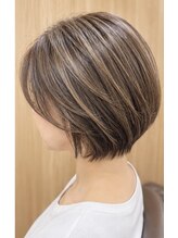 アルファ 深井店(ALPHA)&nbsp;大人の丸みショートボブ×立体感ハイライト