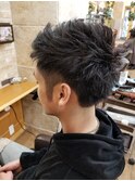 men'sツーブロックフォワードアップバングショート