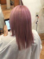 フィー 東川口店(fee) アッシュピンク/ダブルカラー/ケアブリーチ/透明感/ツヤ髪