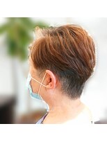 フォックスヘアー(fox.hair)&nbsp;ナチュラルかりあげショートヘア/fox.hair