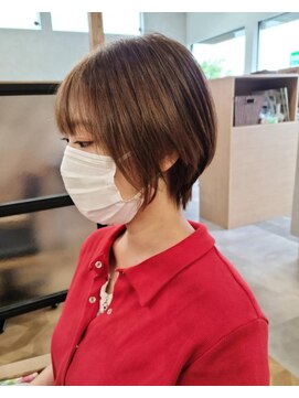 アンドビー(&b.) 大人可愛いショートヘア