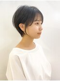 イメチェン耳掛け丸みコンパクトショートニュアンスカラー