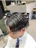 センターパート×ナチュラルパーマ