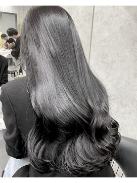 シティ(CITY) ブルーブラック 韓国ヘア 表参道 レイヤーカット