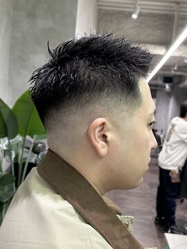 スキルセカンドハウス 天神(SKILL SECOND HOUSE) スキンフェード バーバー 大人ヘア