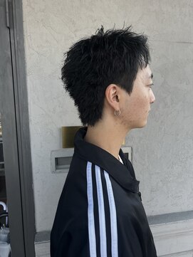 ヘアーデザイン ディードット ウル(D. ulu) スパイキーショート