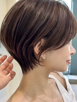 ビュー トウキョウ(VIEW TOKYO) 10代20代30代40代小顔顔まわり似合わせ耳かけショート