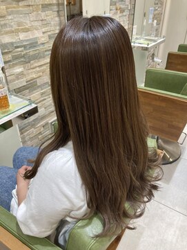 コム(com by neolive) ベージュカラー