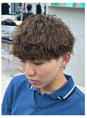 大分メンズツーブロックマッシュ波巻きスパイラルパーマ強め