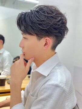 ジーナ 天神(Zina) 【Zina】メンズ/韓国/センターパート/縮毛矯正/福岡/天神/大名