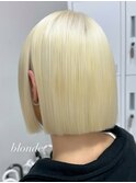 16348ブリーチ＆ダブルカラーホワイトブロンド金髪ハッシュボブ