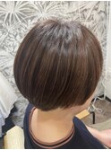ショートボブ